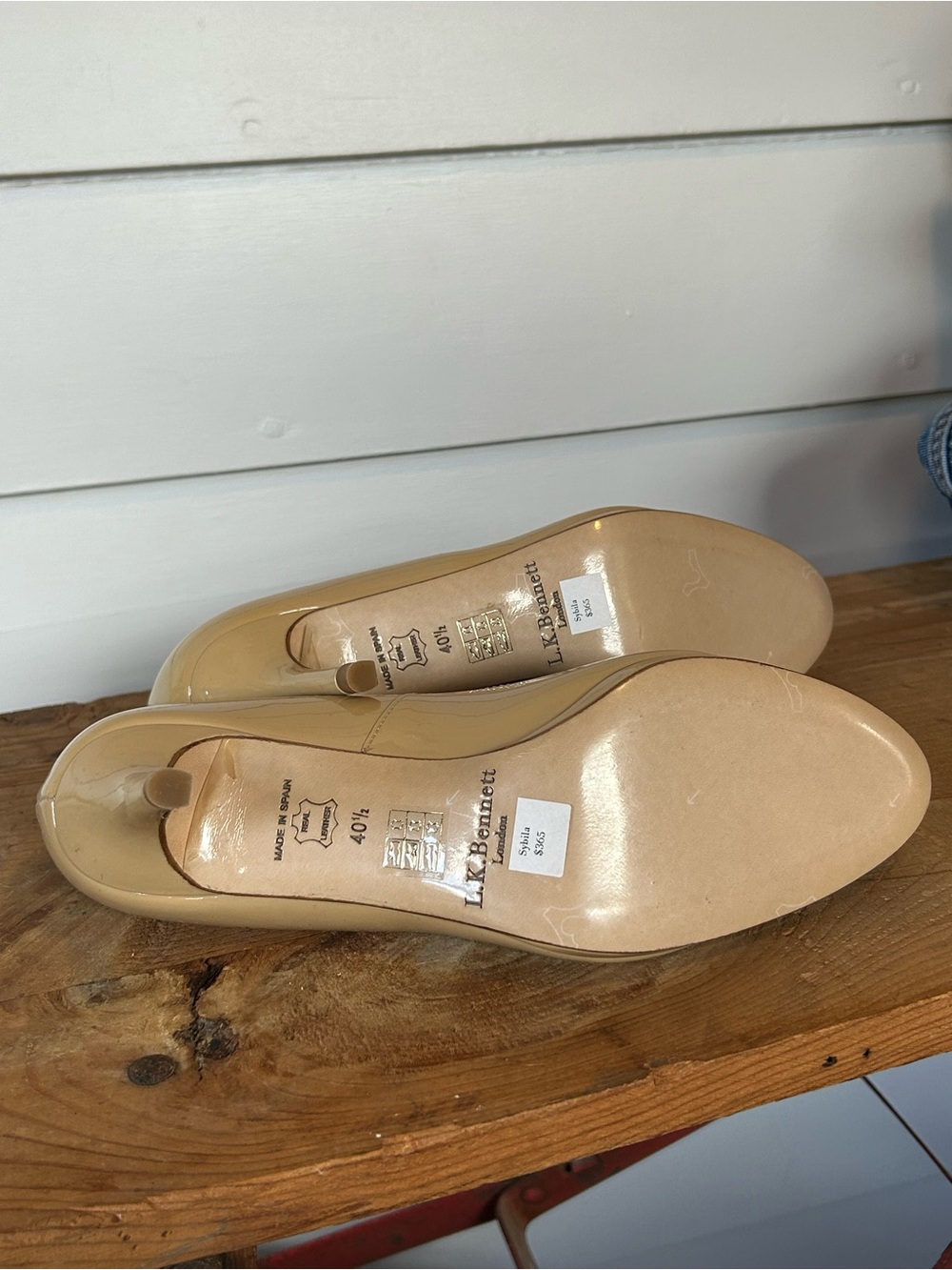 L.K. Bennett Camel Patent Leather Sledge Pumps 40.5 (9.5) - Picture 6 of 7